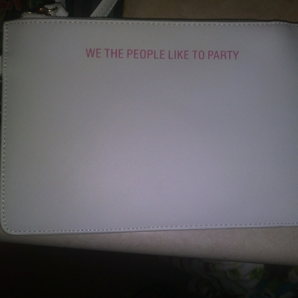 Nwt clutch